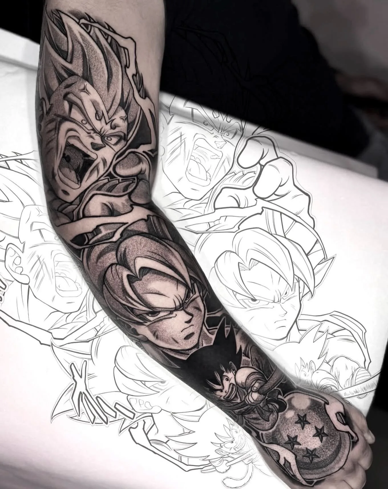 Anime Tattoo Black and Grey Sleeve über Unterarm und Hand – Prime Ink Bremen